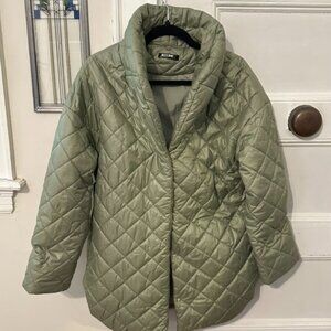 Lightweight Green Puffer Jacket